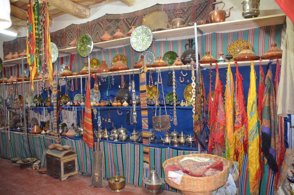 Kasbah Tizzarouine Bed & Breakfast Boumalne Dades Exterior photo