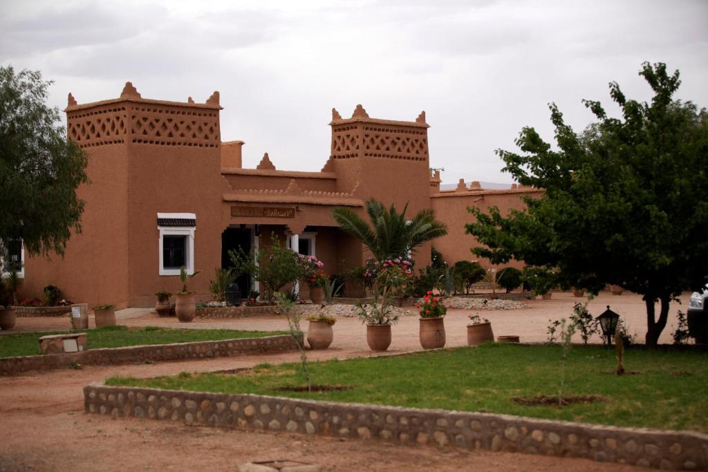 Kasbah Tizzarouine Bed & Breakfast Boumalne Dades Exterior photo