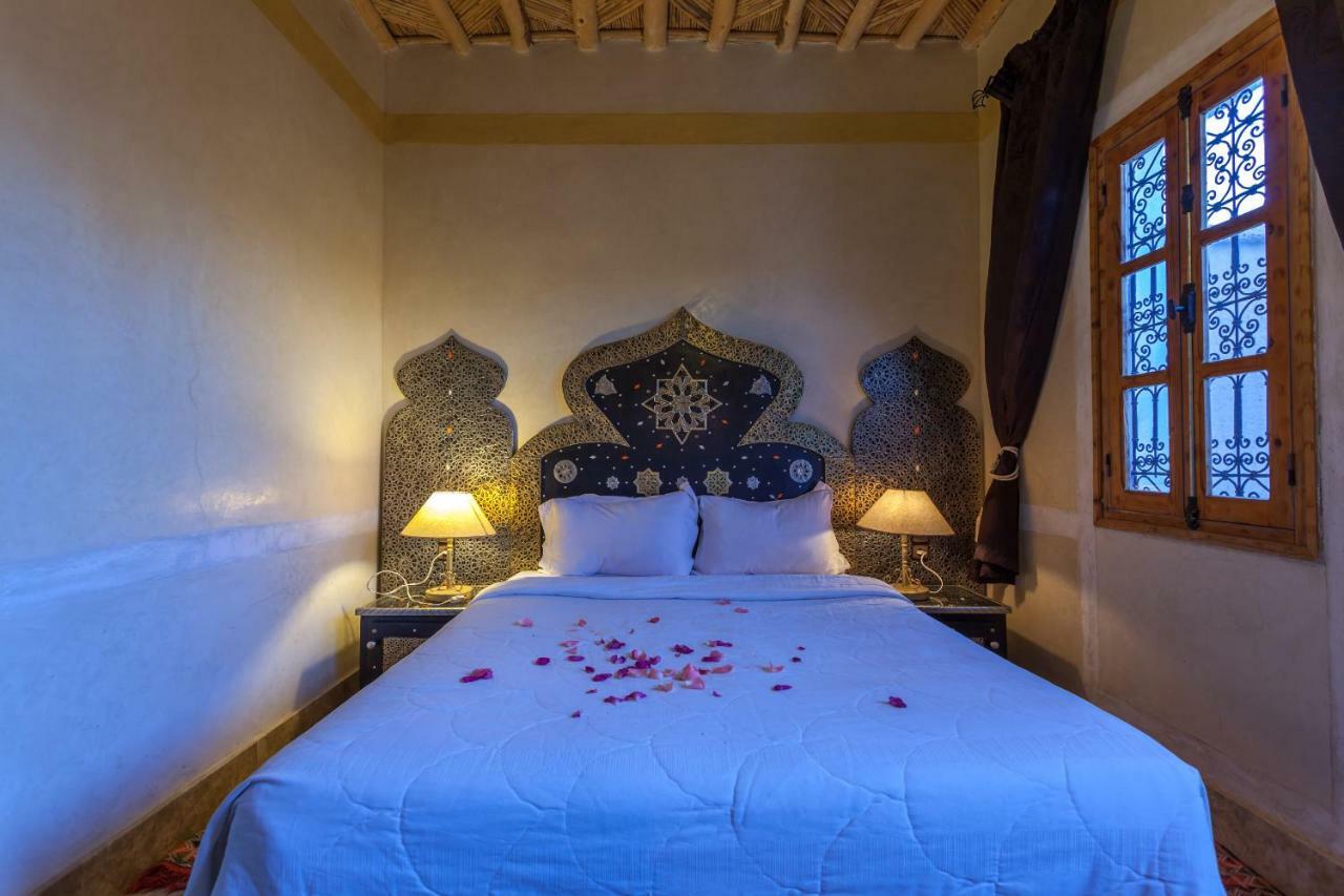 Kasbah Tizzarouine Bed & Breakfast Boumalne Dades Exterior photo