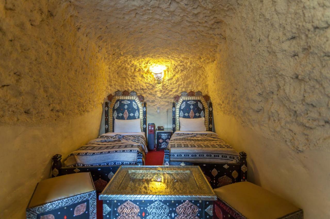 Kasbah Tizzarouine Bed & Breakfast Boumalne Dades Exterior photo