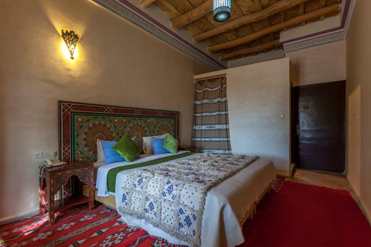 Kasbah Tizzarouine Bed & Breakfast Boumalne Dades Exterior photo