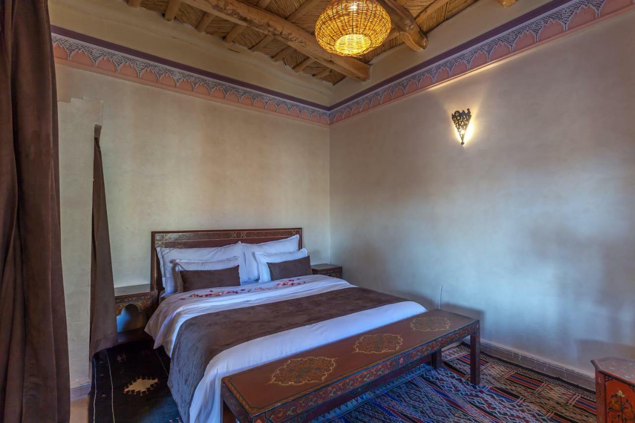 Kasbah Tizzarouine Bed & Breakfast Boumalne Dades Exterior photo